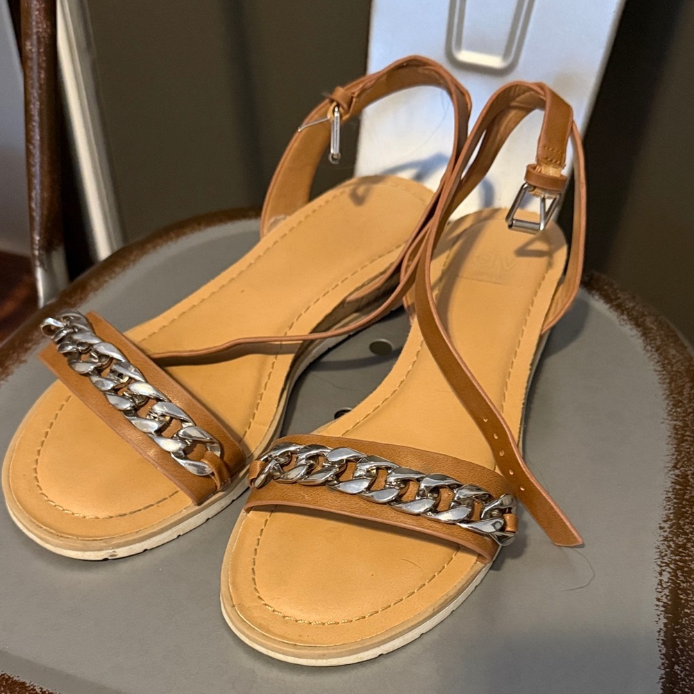 DV by Dolce Vita Brown and Silver Chain Sandals